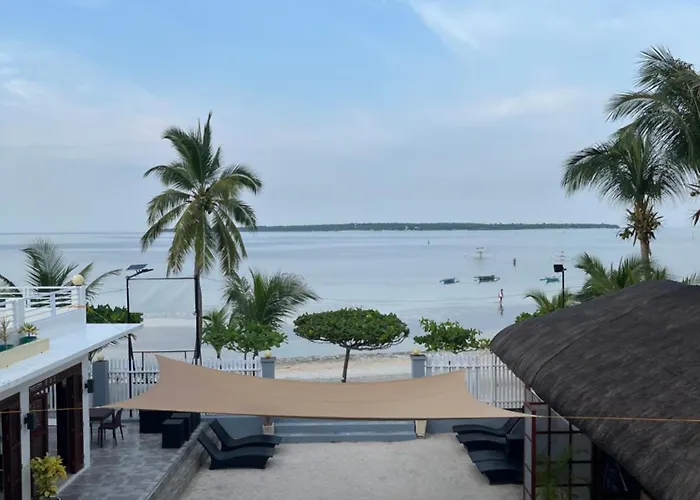 Maykenn Beach-cafe-bar And Restaurant 4* Ocoy